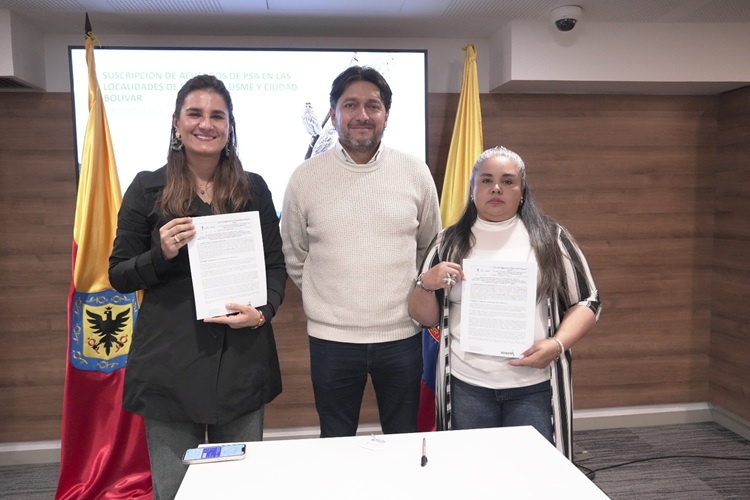 Bogotá firmó 18 acuerdos para conservar 715 hectáreas de ecosistemas estratégicos-