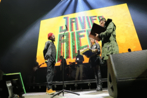 Concejo de Bogotá reconoció a Javier Alerta con orden civil al mérito por su trayectoria musical_03